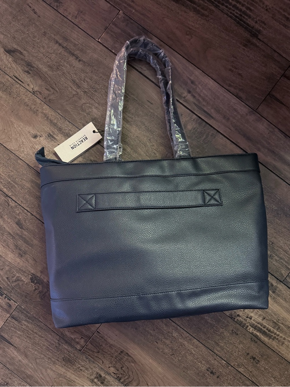 Kenneth Cole Reaction Computer Pebbled Tote - Picture 3 of 10